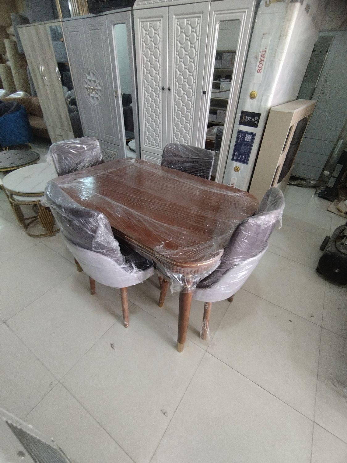 میز ناهار خوری|میز و صندلی غذاخوری|کرمان, |دیوار