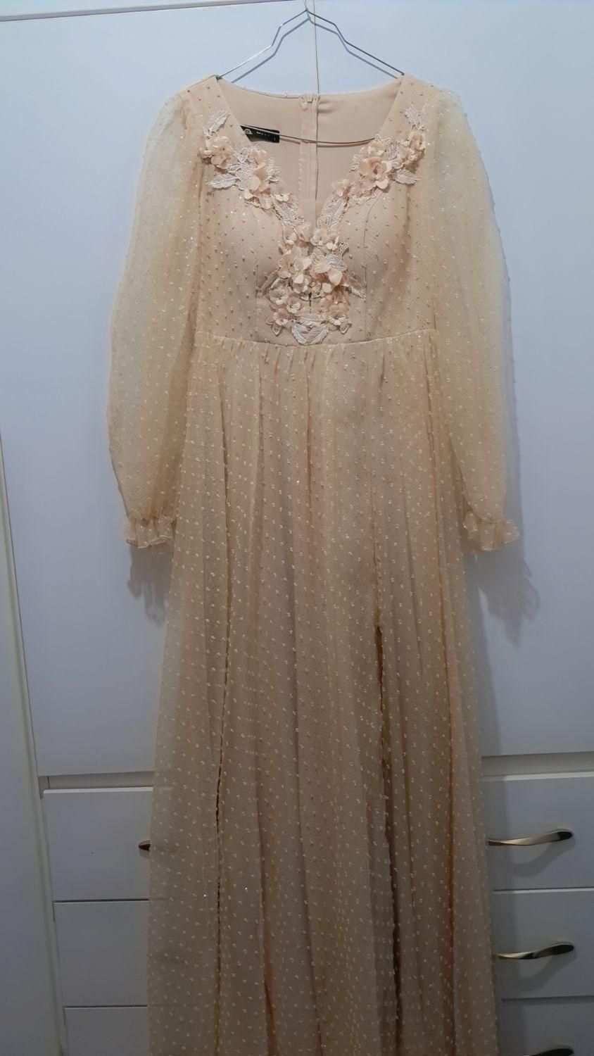 لباس مجلسی|لباس|تاکستان, |دیوار