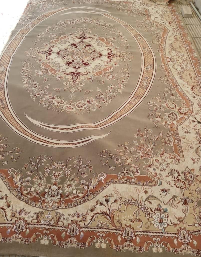 جفت ۹متری گردویی سالم و شسته شده داخل کاور|فرش|فشم, |دیوار