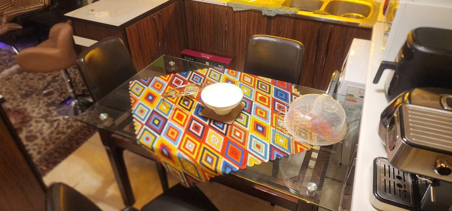 میز ناهار خوری ۴ نفره|میز و صندلی غذاخوری|بروجرد, |دیوار