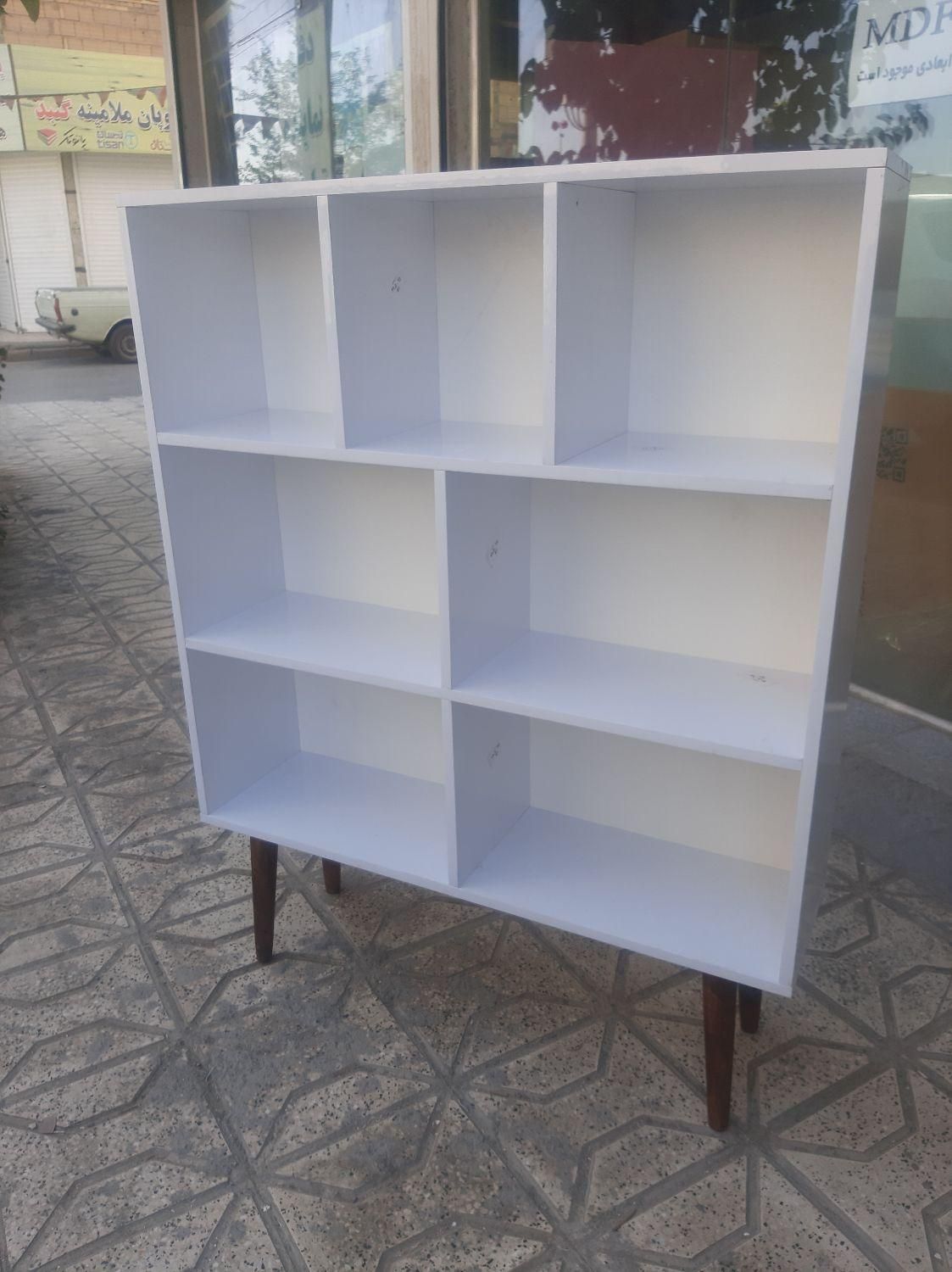 کتابخانه،شلف پایه مخروطی|کتابخانه، شلف، قفسه‌های دیواری|مشهد, نوید|دیوار