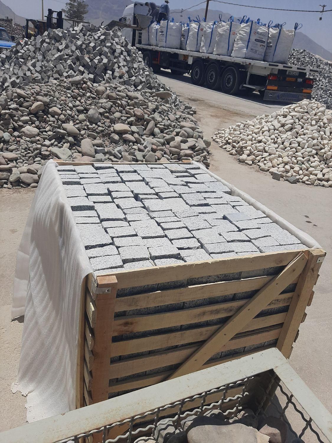 کوبیک منظم و نامنظم|مصالح و تجهیزات ساختمان|اصفهان, احمدآباد|دیوار