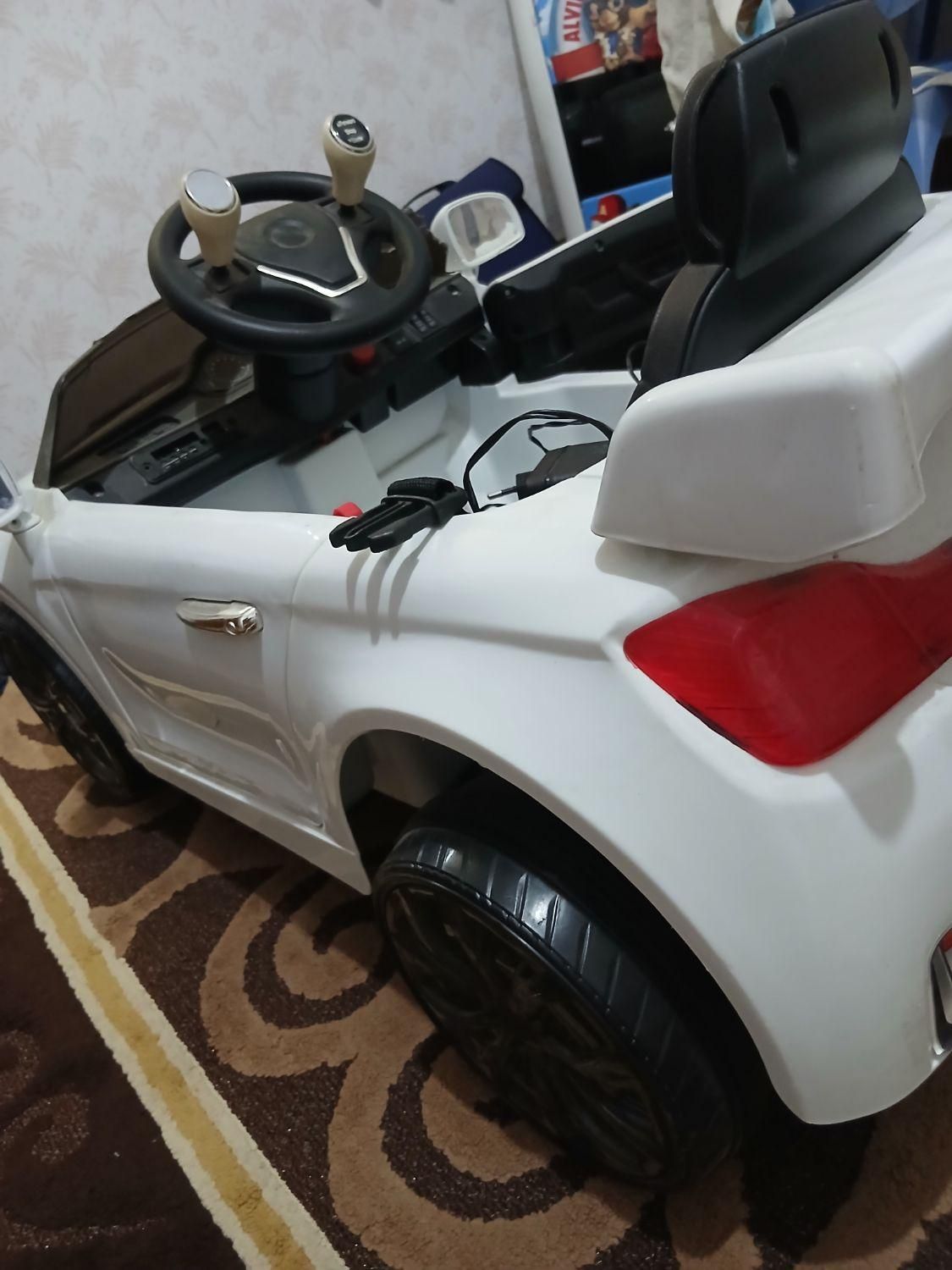 ماشین شارژی کنترل دار .دو در باز میشه.فلش خور|اسباب‌بازی بچه|فومن, |دیوار