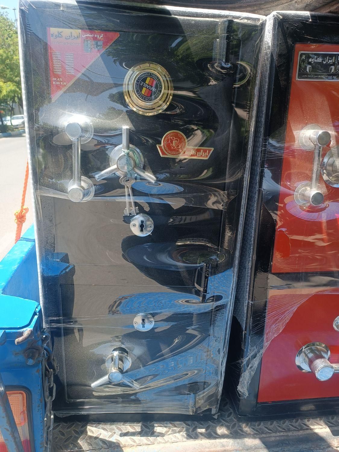 فروش انواع گاوصندوق|ابزارآلات|سلماس, |دیوار