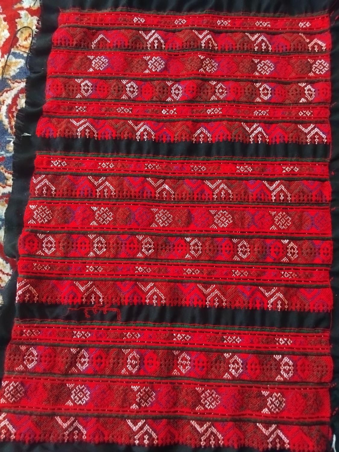 زی آستین|لباس|زهک, |دیوار