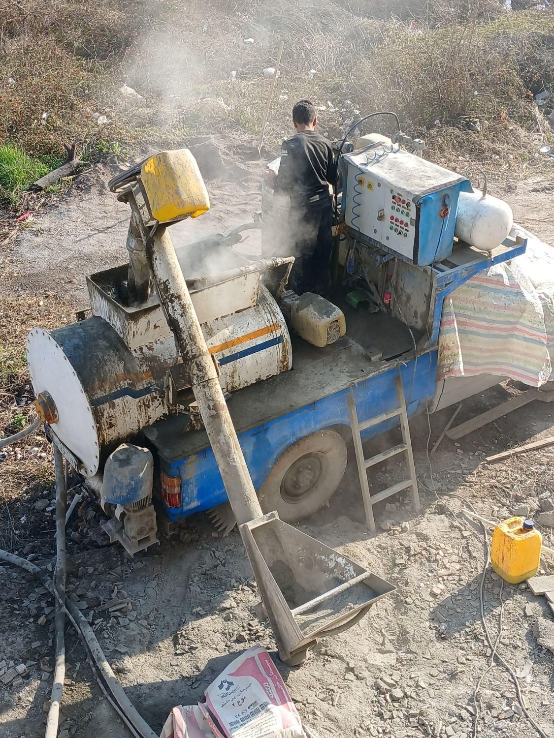 اجرای فوم بتن حسینی در استان گیلان|خدمات پیشه و مهارت|رشت, گلباغ نماز|دیوار