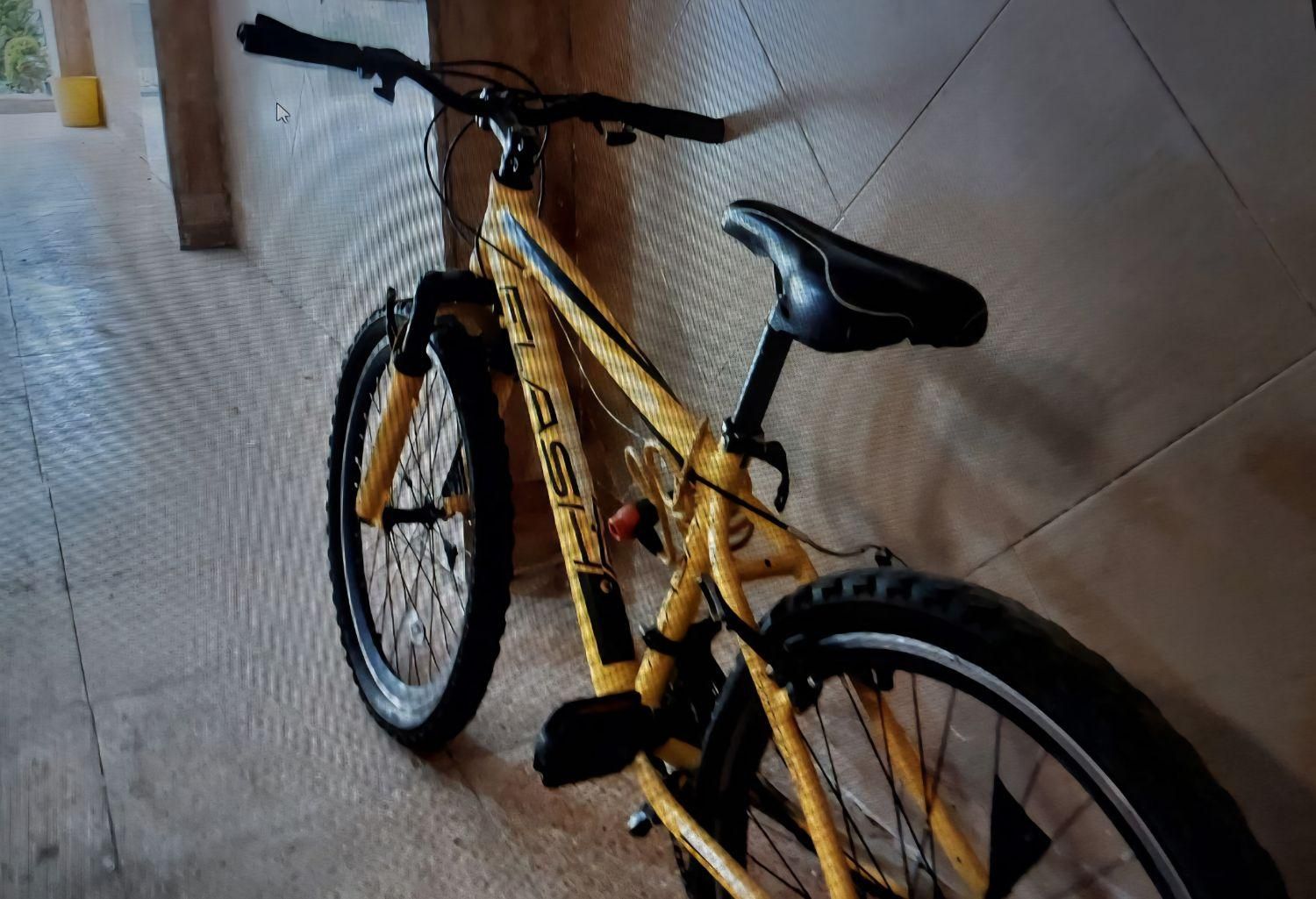 دوچرخه برند FLASH سایز ۲۴|دوچرخه، اسکیت، اسکوتر|رودهن, |دیوار