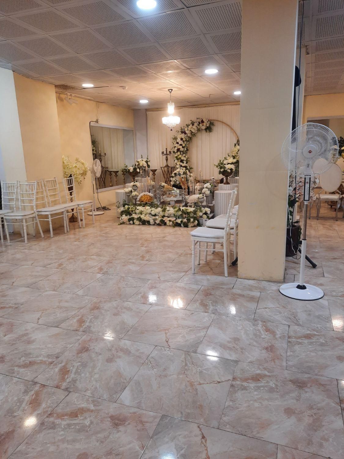 سالن خانه عقد و ازدواج آسان و نامزدی یادمان|اجارهٔ کوتاه‌مدت ویلا و باغ|شاهین‌شهر, شهرک امام علی|دیوار