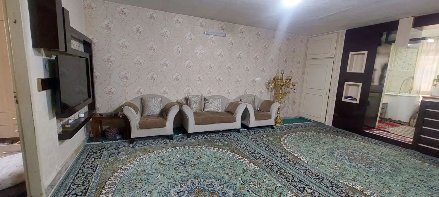 یک دستگاه ویلایی طبقه اول بازسازی شده لوکس|اجارهٔ خانه و ویلا|مشهد, فاطمیه|دیوار