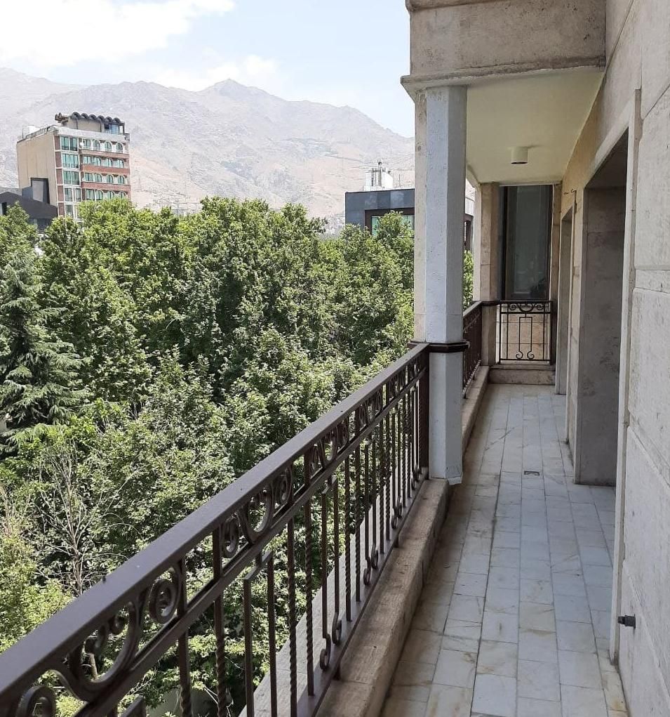 معاوضه کلنگی با تجاری/سعادت آباد/چهارباغ|فروش زمین و ملک کلنگی|اصفهان, سعادت‌آباد|دیوار