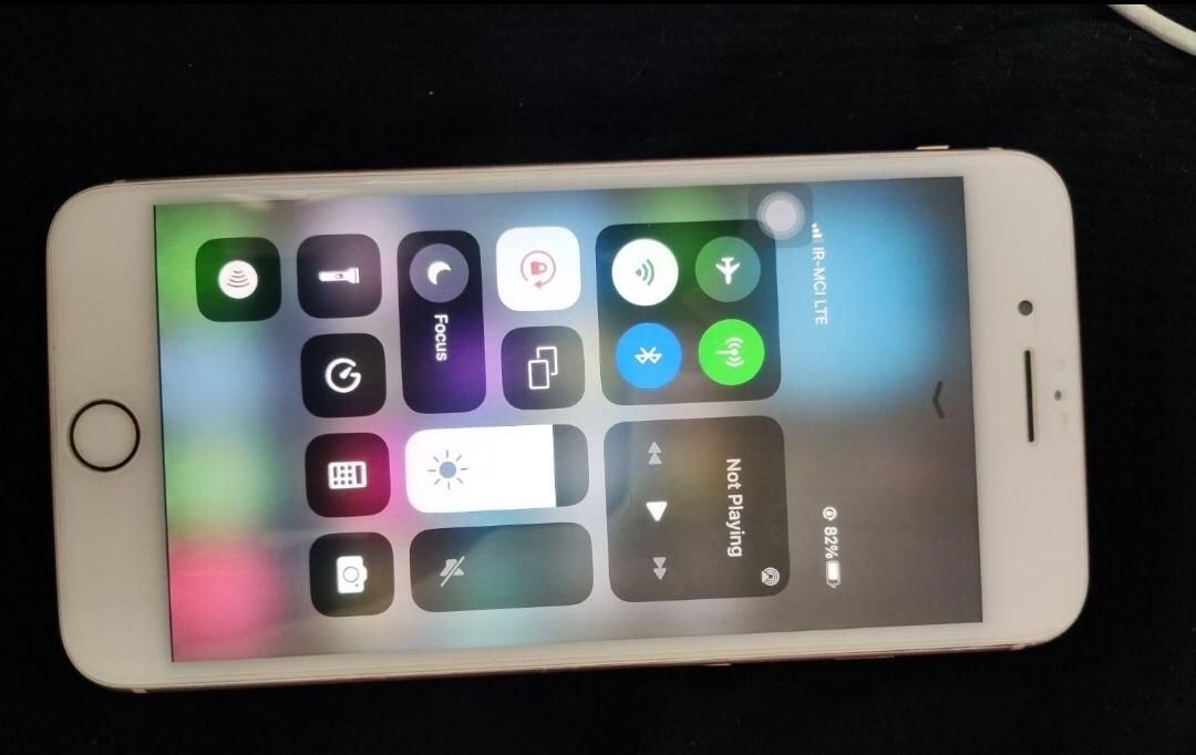 اپل iPhone 8 Plus با حافظهٔ ۲۵۶ گیگابایت|موبایل|پاکدشت, |دیوار