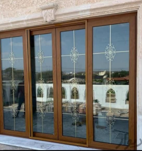 تعمیر و تنظیم درب و پنجره پی وی سی upvc وآلومینیوم|خدمات پیشه و مهارت|تبریز, |دیوار