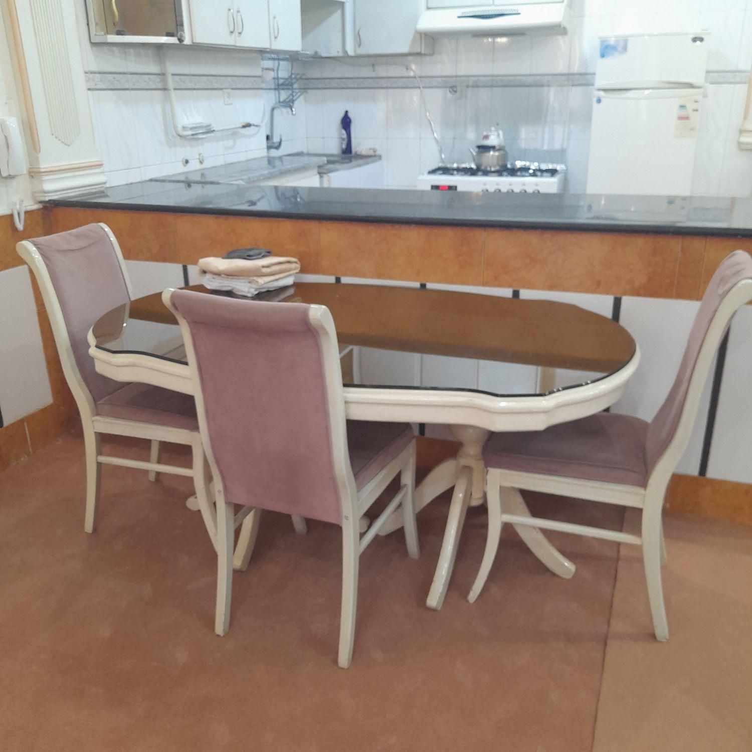 اجاره منزل دربست روزانه،هفتگی|اجارهٔ کوتاهمدت آپارتمان و سوئیت|قم, نیروگاه|دیوار