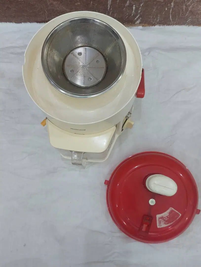 ابمیوه گیری  و مخلوط کن ناسیونال  اصل ژاپن|آبمیوه‌گیر و آب‌مرکبات‌گیر|تهران, دروازه شمیران|دیوار