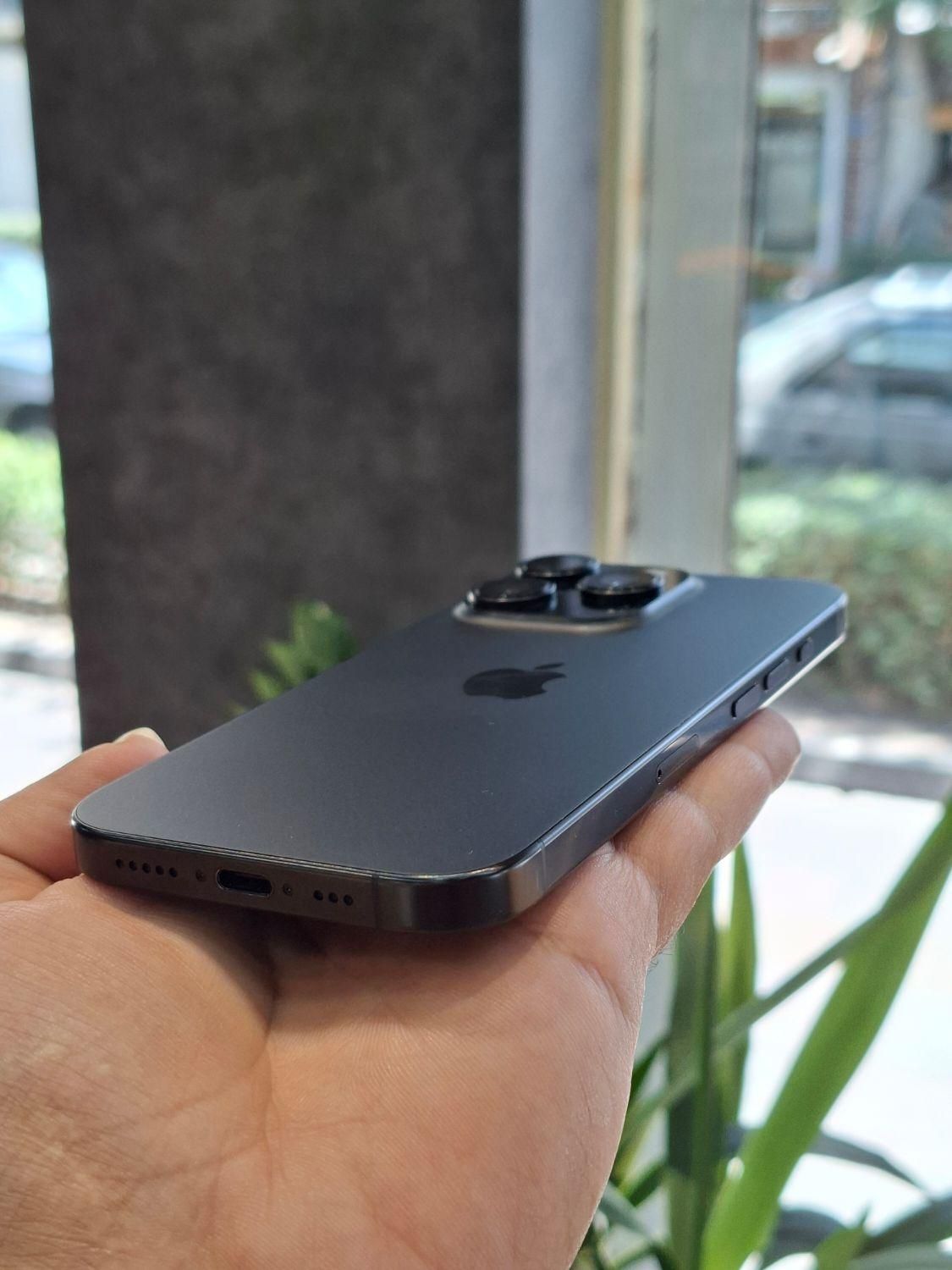 اپل iPhone 16 Pro با حافظهٔ ۲۵۶ گیگابایت|موبایل|اراک, |دیوار