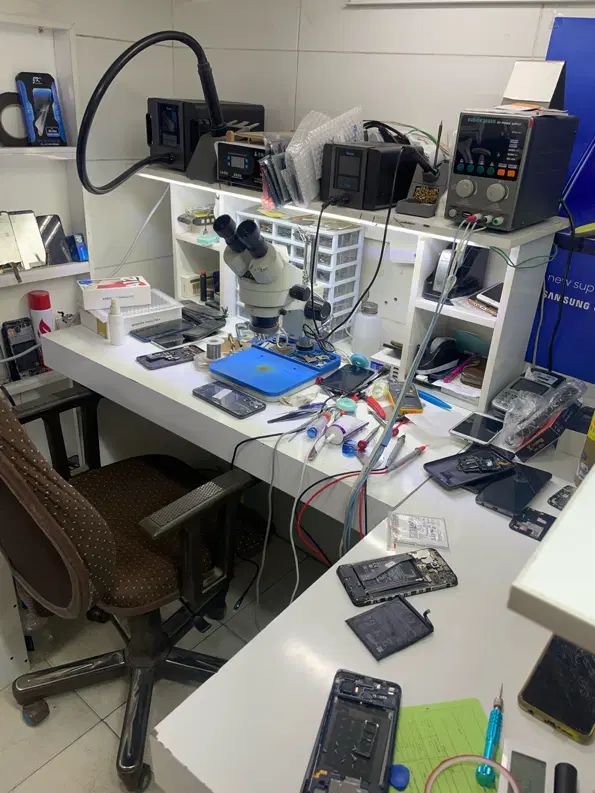 تعمیرات تخصصی موبایل فوری تعویض LCD|خدمات رایانه‌ای و موبایل|اصفهان, گلزار|دیوار