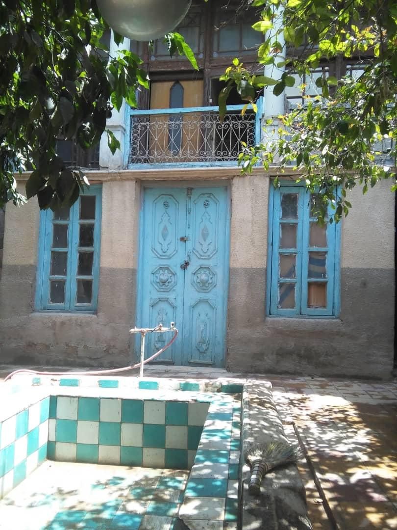 خانه تاریخی (نیمه قاجاری)۱۶۰متر ۴ اطاقه|فروش خانه و ویلا|شیراز, شاهچراغ|دیوار