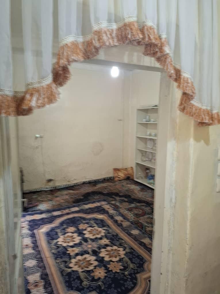 ۵۰ متری/۳ طبقه / حیاط جای پارک موتور|اجارهٔ خانه و ویلا|تهران, شهید دستغیب|دیوار