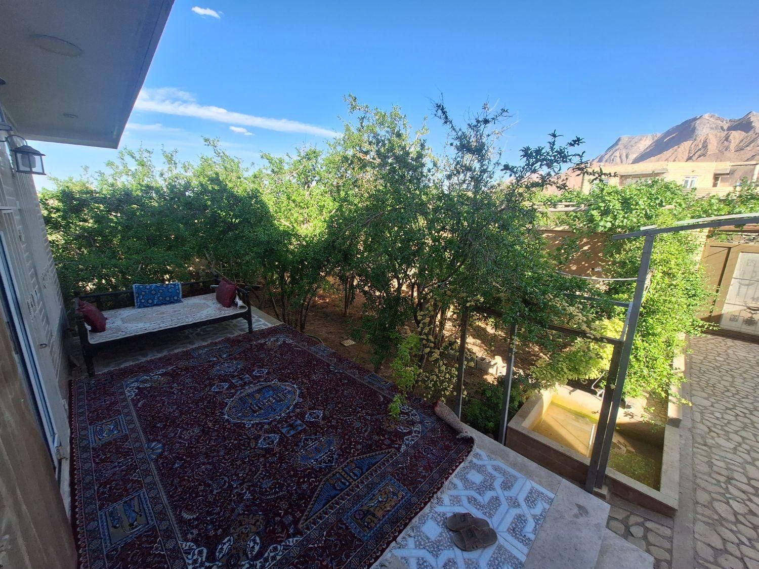 اجاره روزانه ویلا خانه باغ تفت|اجارهٔ کوتاه‌مدت ویلا و باغ|تفت, |دیوار