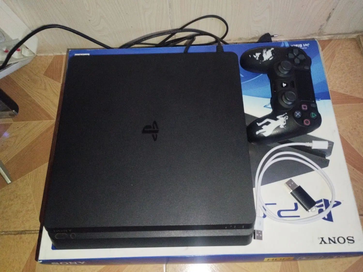 پلی استیشن 4ps4 اسلیم یک ترا کپی خور دوماه گارانتی|کنسول، بازی ویدئویی و آنلاین|یزد, |دیوار