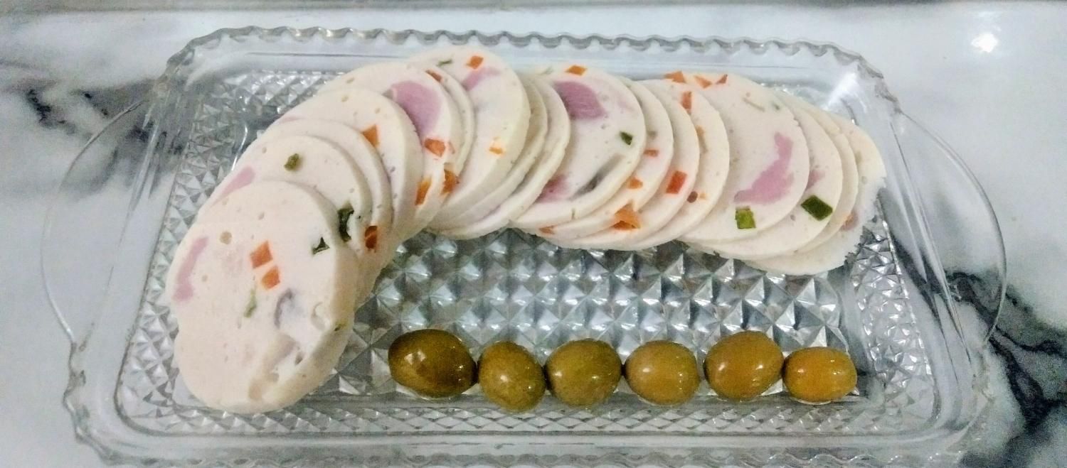 سوسیس، کالباس، خمیر پیتزا..خانگی|خوردنی و آشامیدنی|تهران, افسریه شمالی|دیوار
