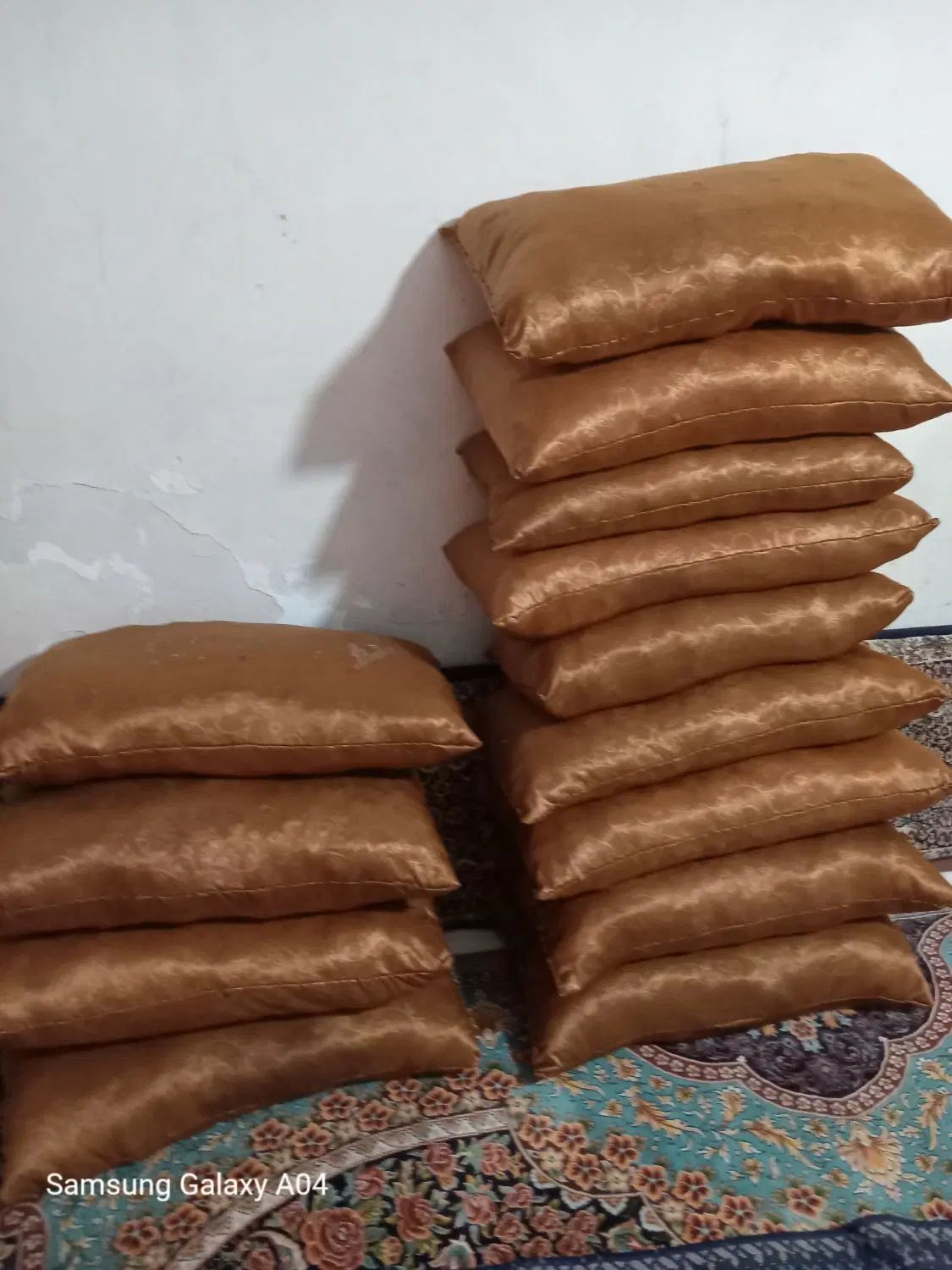 بالشت ۲۰ عدد|رختخواب، بالش، پتو|مشهد, کوه سنگی|دیوار