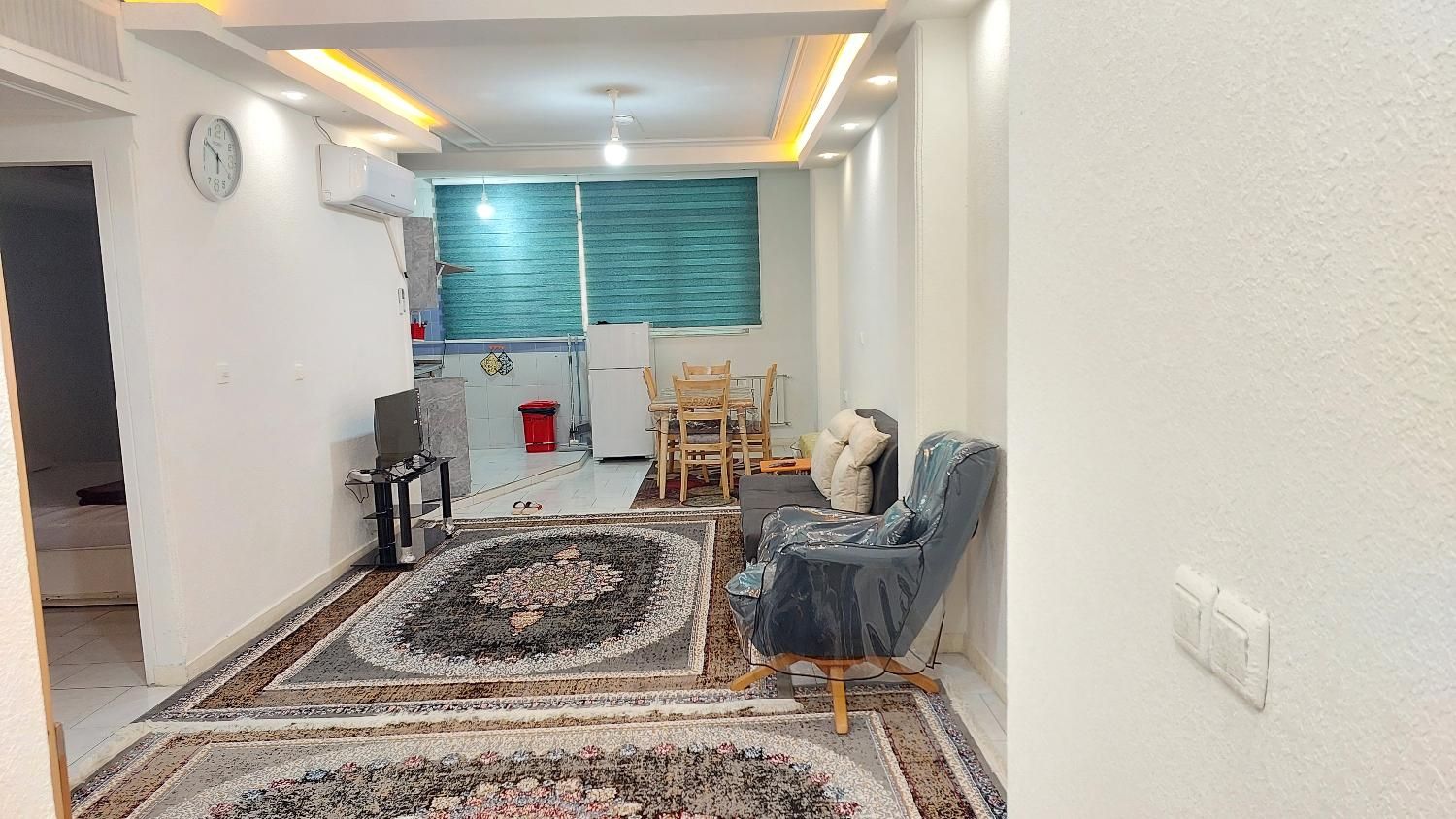 آپارتمان با اسپیلت مبله چمران و پاسداران|اجارهٔ کوتاه‌مدت آپارتمان و سوئیت|شیراز, ابیوردی|دیوار