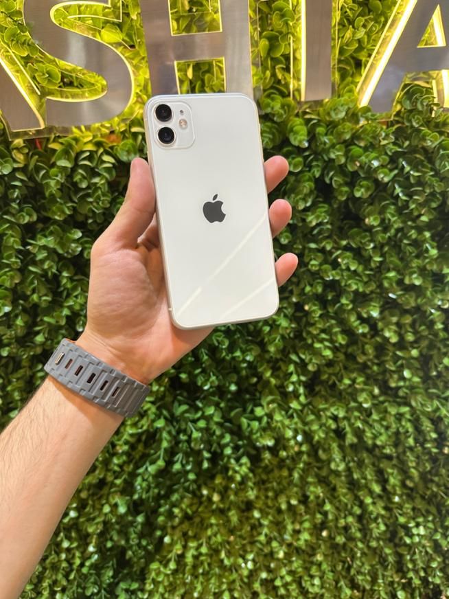 اپل iPhone 11 با حافظهٔ ۱۲۸ گیگابایت|موبایل|تهران, صادقیه|دیوار
