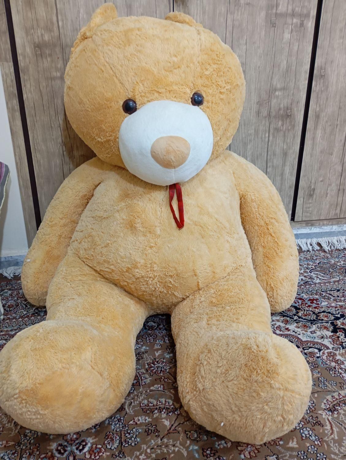 عروسک خرسی پاپیون دار خشمل طول عروسک۱۸۰سانتیمتر|اسباب‌بازی بچه|یاسوج, |دیوار