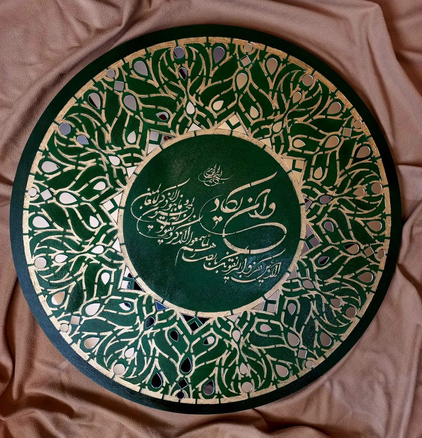 تابلو وان یکاد کاملا برجسته، ابعاد ۷۰×۷۰،آینه کاری|تابلو، نقاشی، عکس|تهران, اکباتان|دیوار