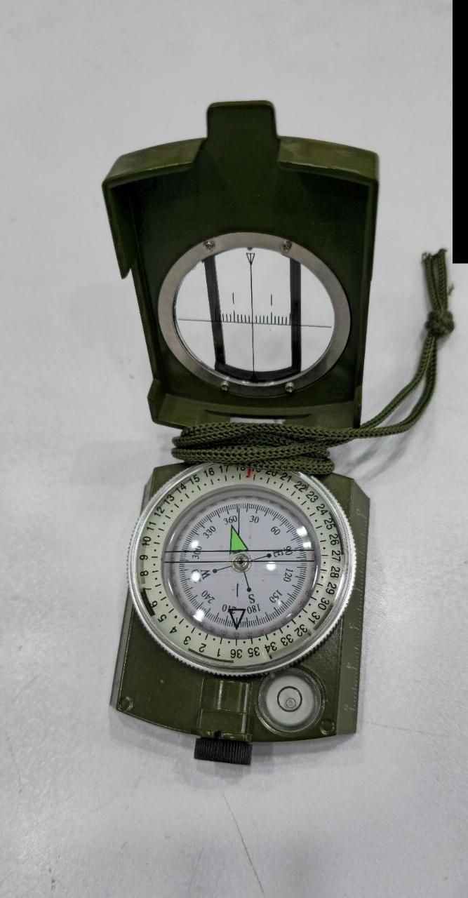 قطبنما ( قطب نما ) حرفه ای و معمولی|کوهنوردی و کمپینگ|قم, حاج زینل|دیوار