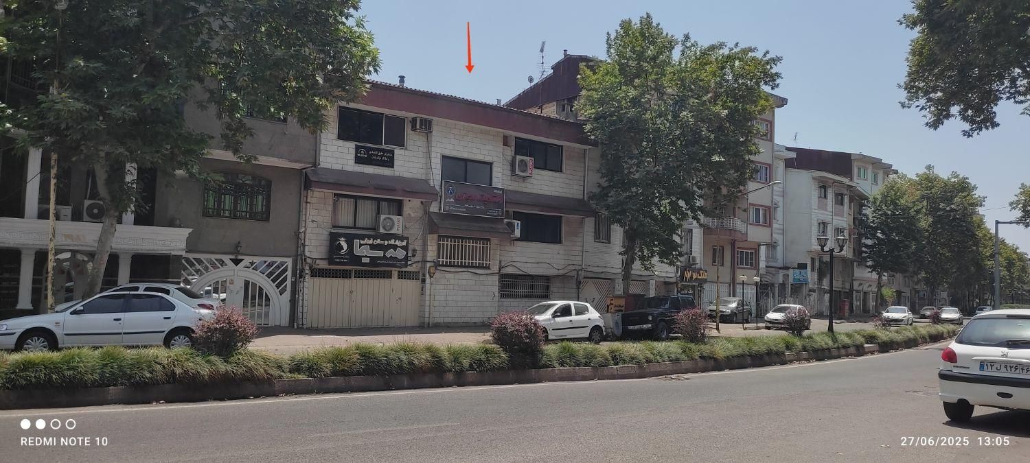 دفتر اداری ۵۰ متر مربعی در بر اصلی گلسار|اجارهٔ دفتر کار، اتاق اداری، مطب|رشت, کاکتوس|دیوار