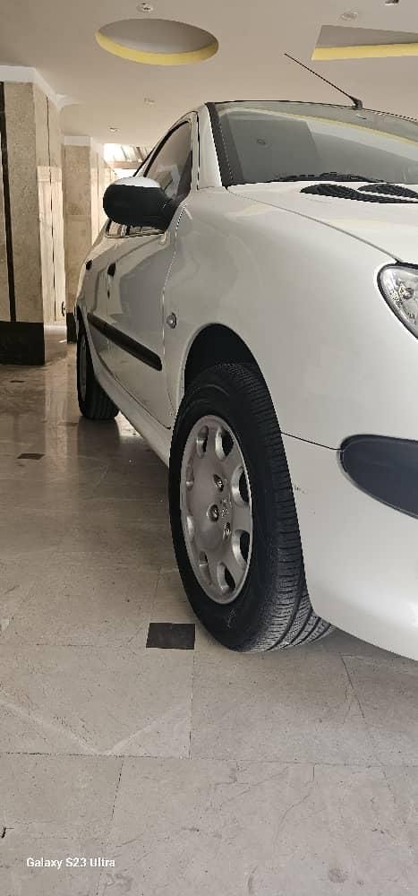 پژو 206 SD V8، مدل ۱۳۹۴ دو لکه رنگ|خودرو سواری و وانت|تهران, شهرک تختی|دیوار