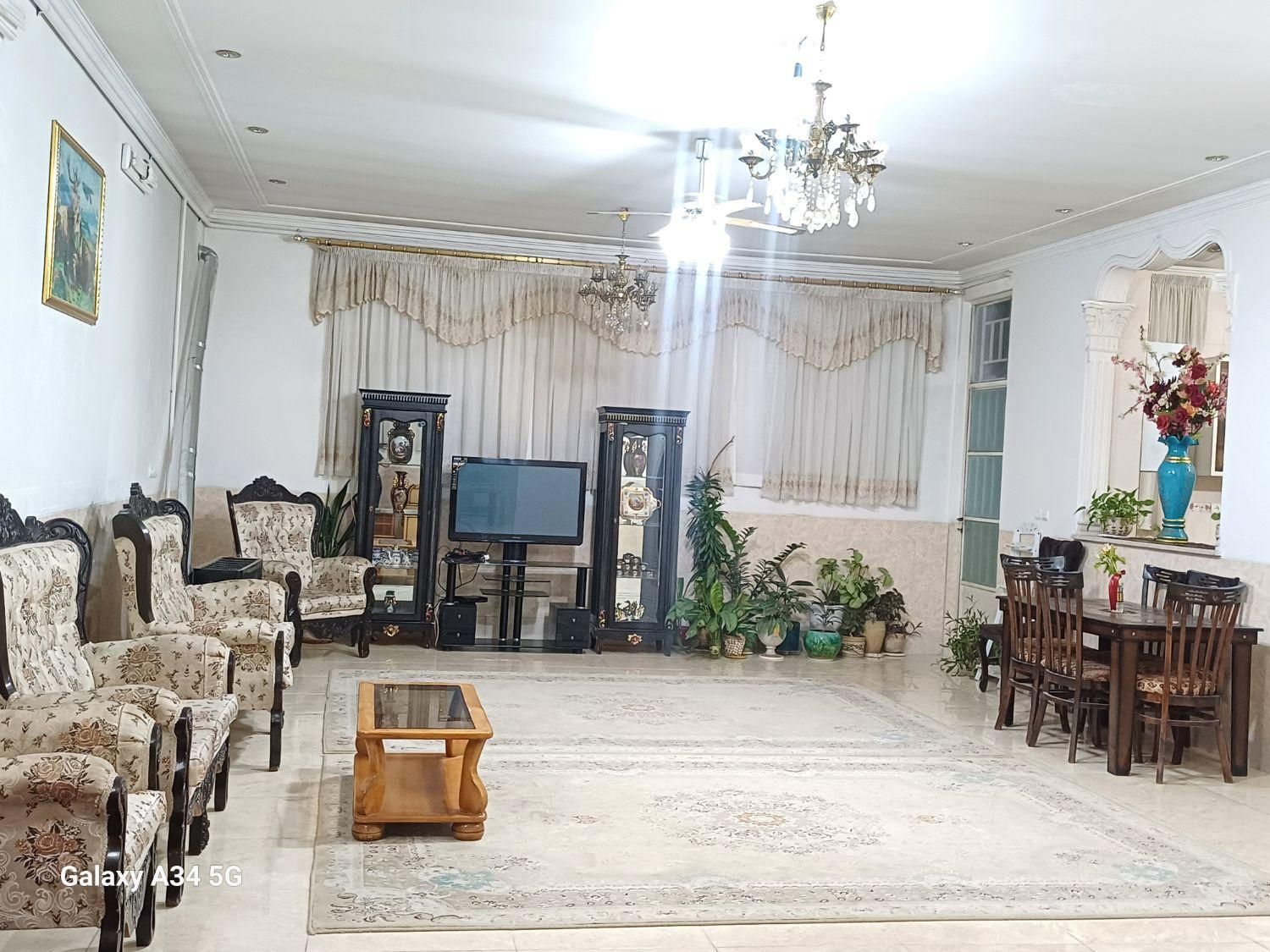 منزل سوییت تمیز مرکز یزد ((خ))کاشانی مرتاض مجیبیان|اجارهٔ کوتاهمدت آپارتمان و سوئیت|یزد, |دیوار
