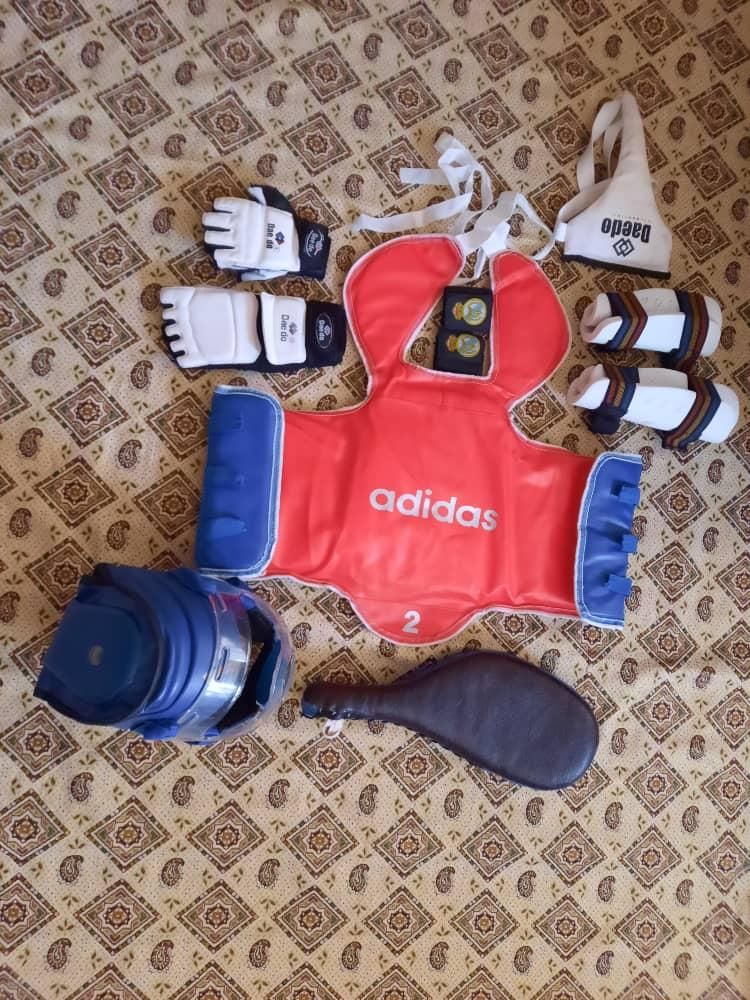 لباس تکواندو سایز ۲|تجهیزات ورزشی|رشت, گلسار|دیوار