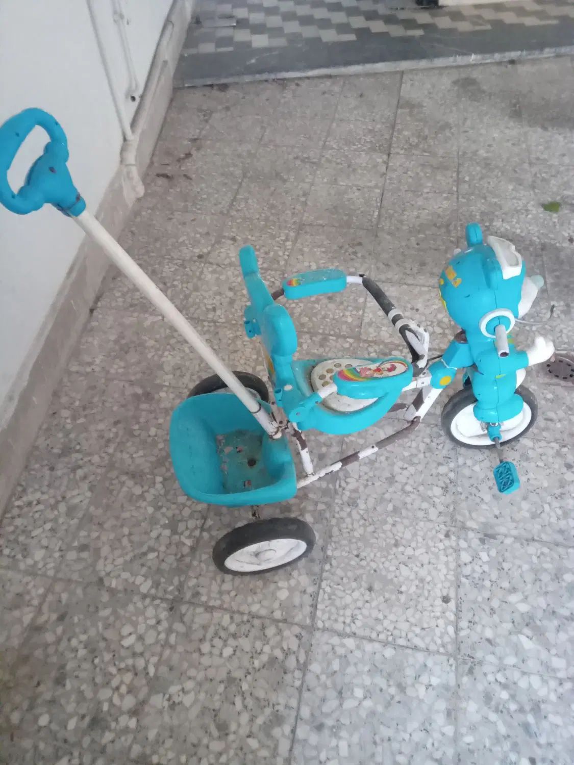 سه چرخه|اسباب و اثاث بچه|رشت, لاکانی|دیوار
