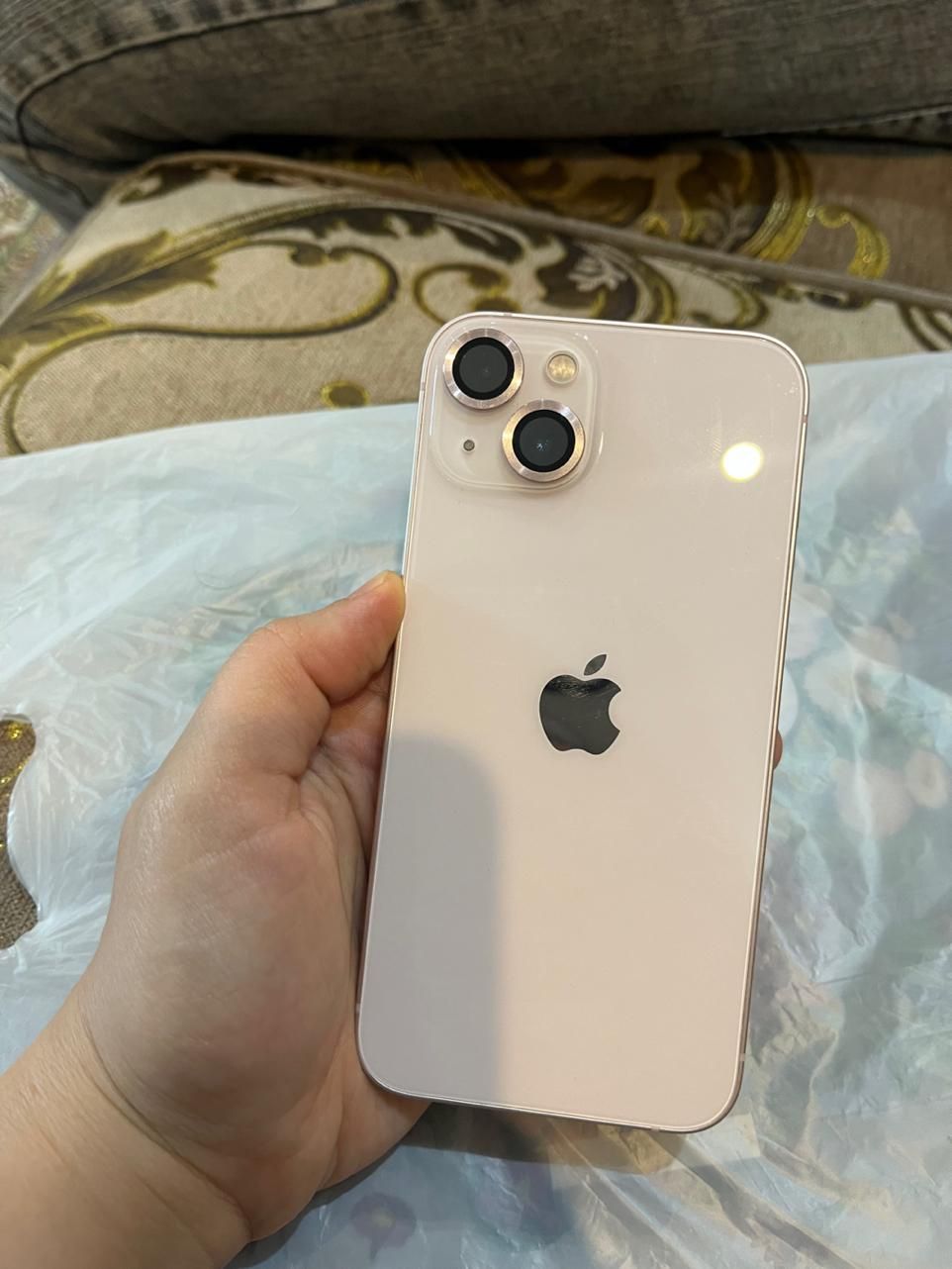 اپل iPhone 13 با حافظهٔ ۱۲۸ گیگابایت|موبایل|خمینی‌شهر, |دیوار