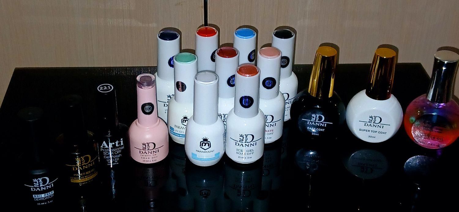 لوازم کاشت ناخن کاملا نو|آرایشی، بهداشتی، درمانی|اسدآباد, |دیوار