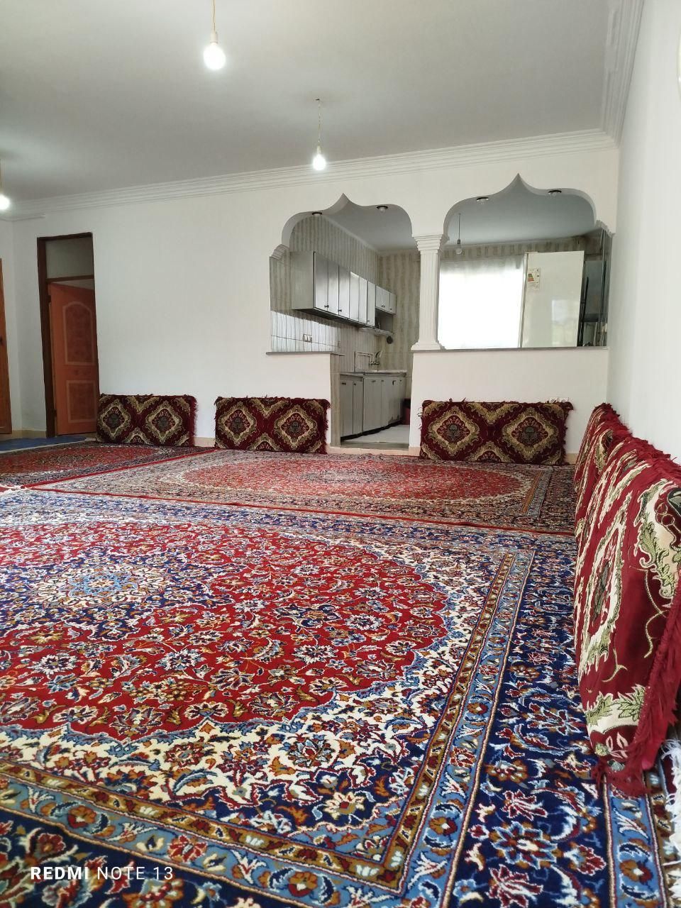 سوئیت دو خوابە باحیاط ماشین رو|اجارهٔ کوتاه‌مدت آپارتمان و سوئیت|مریوان, |دیوار