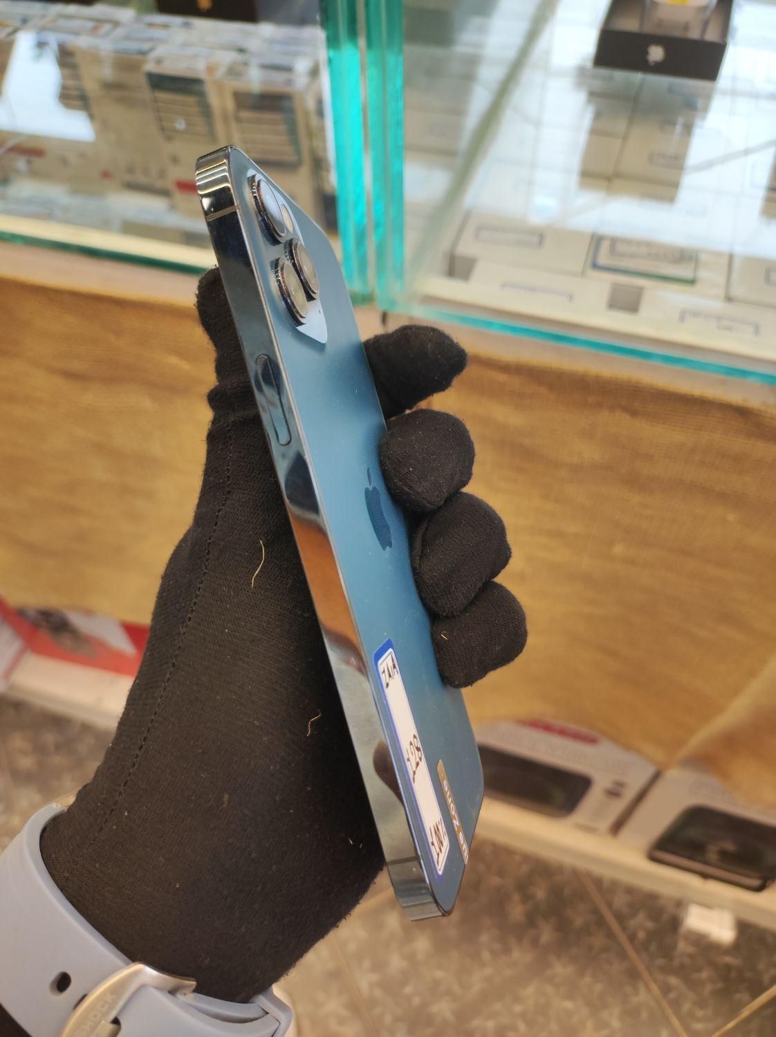 اپل iPhone 13 Pro با حافظهٔ ۱۲۸ گیگابایت|موبایل|یزد, |دیوار