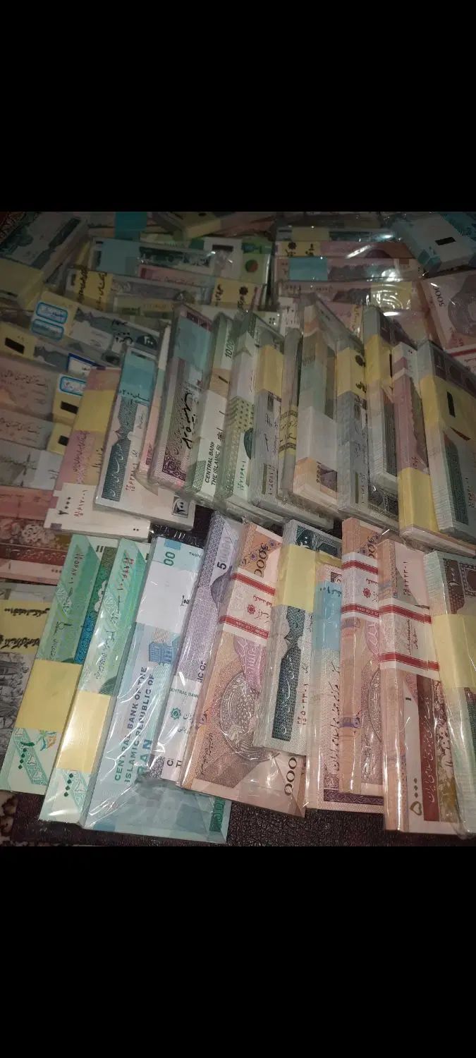 فروش و خریدار سکه و اسکناس کلکسیونی|کلکسیون سکه، تمبر، اسکناس|کرج, شاهین‌ویلا|دیوار