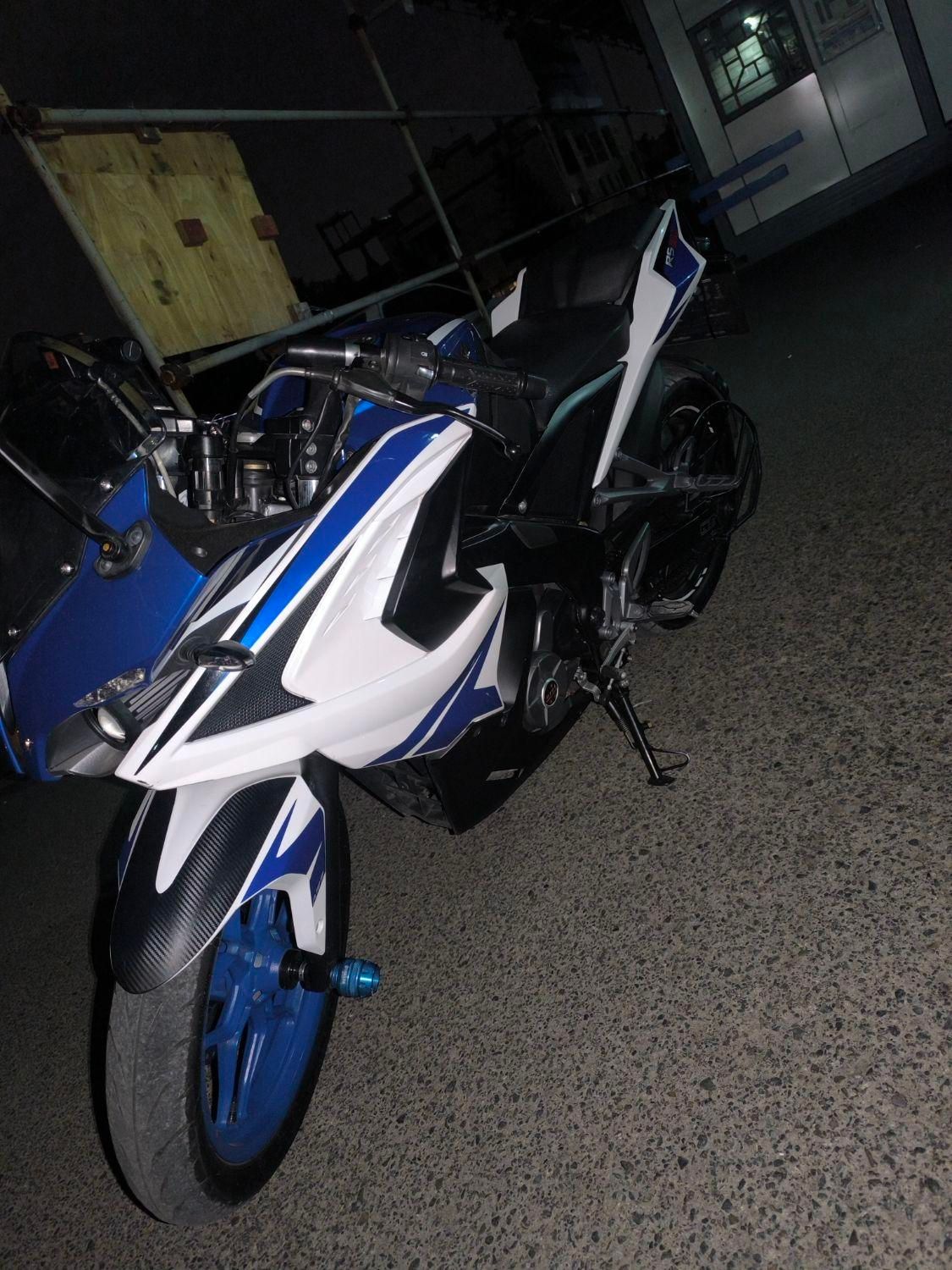 RS200|موتورسیکلت|تهران, سعادت‌آباد|دیوار