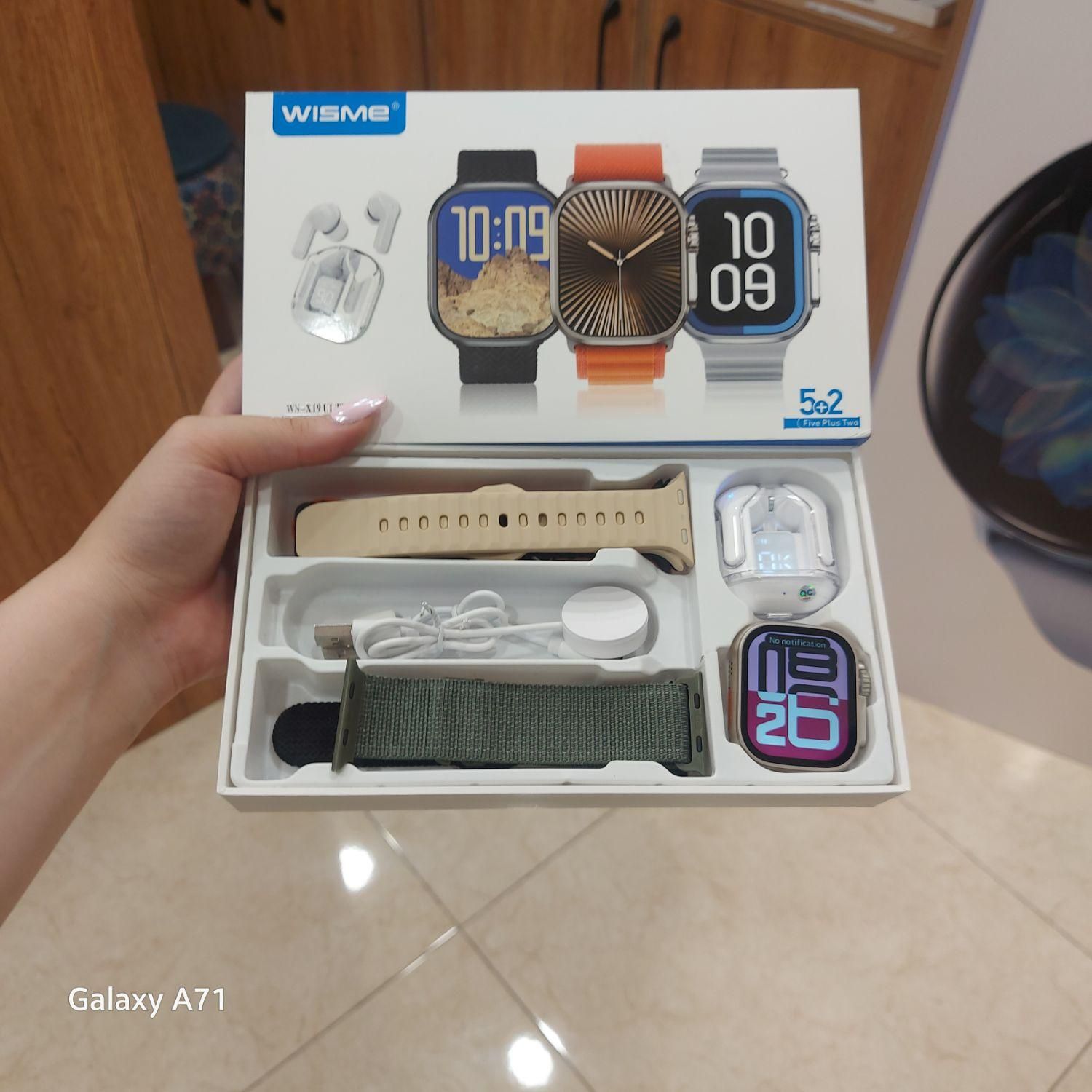 ساعت هوشمند طرح اپل با ایرپاد و ۵عدد بند زیبا|ساعت|تبریز, |دیوار