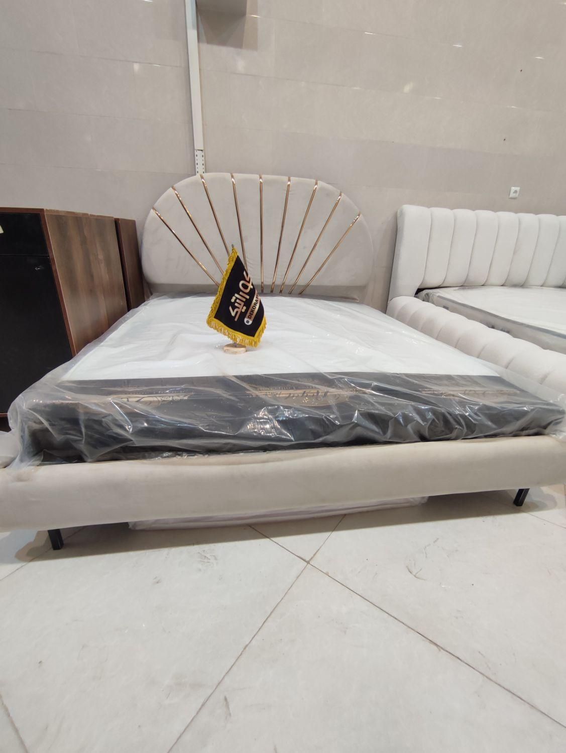 تخت خواب ماهان مینیمال|تخت و سرویس خواب|مشهد, زمرد|دیوار