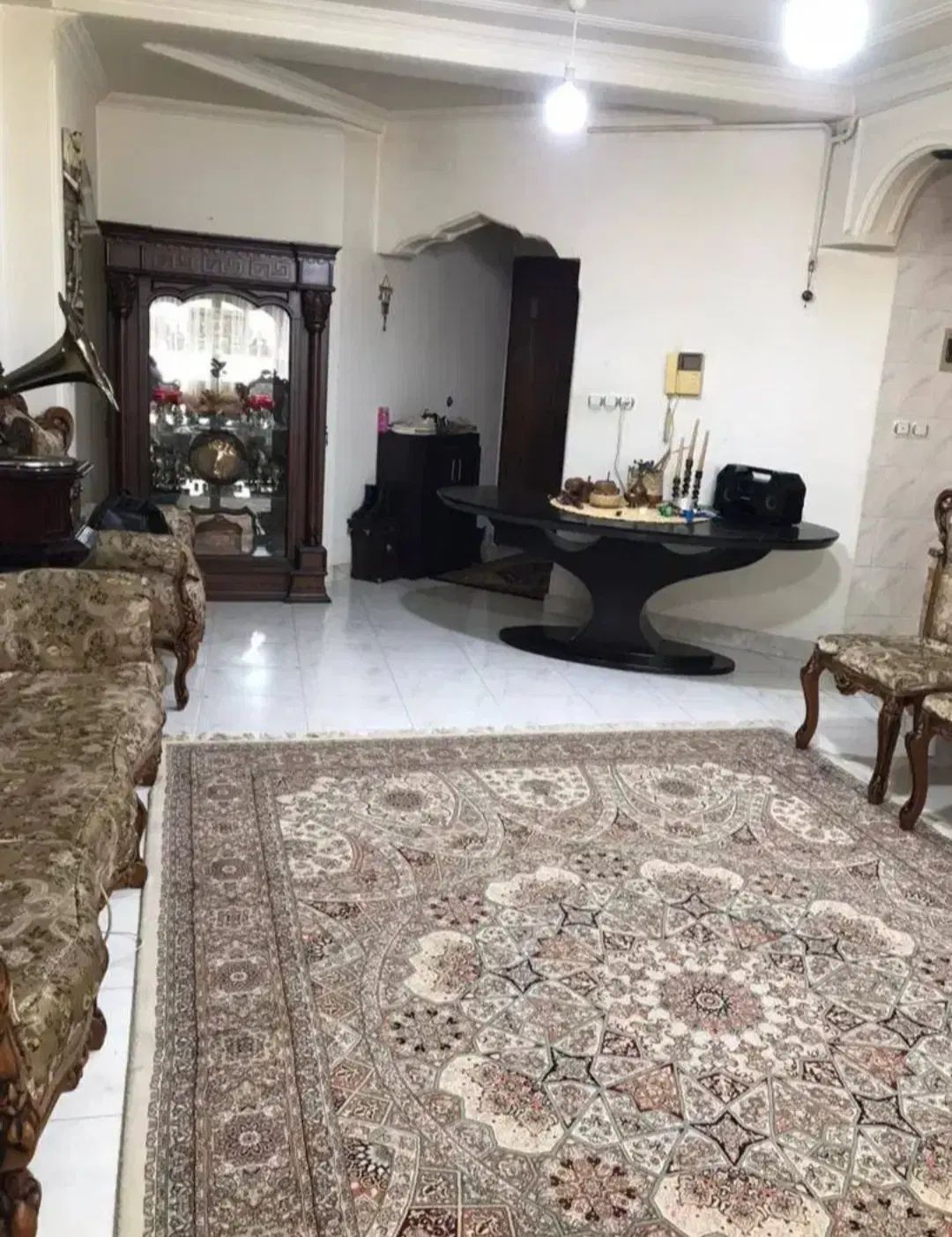 اپارتمان۱۰۰ متری طبرستان بهترین لوکیشن|اجارهٔ آپارتمان|ساری, |دیوار