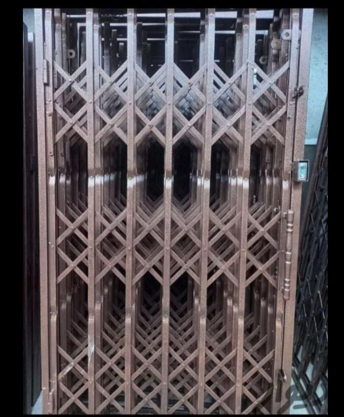 درب آکاردئونی ضدسرقت|خدمات پیشه و مهارت|رشت, منظریه|دیوار