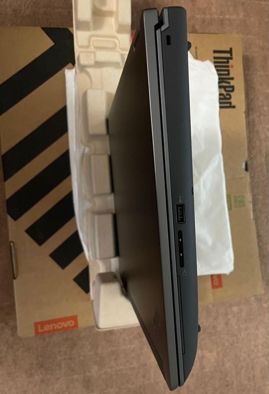 لپ تاپ Lenovo core i9 با کانفیگ بسیار قوی|رایانه همراه|تهران, جنت‌آباد جنوبی|دیوار