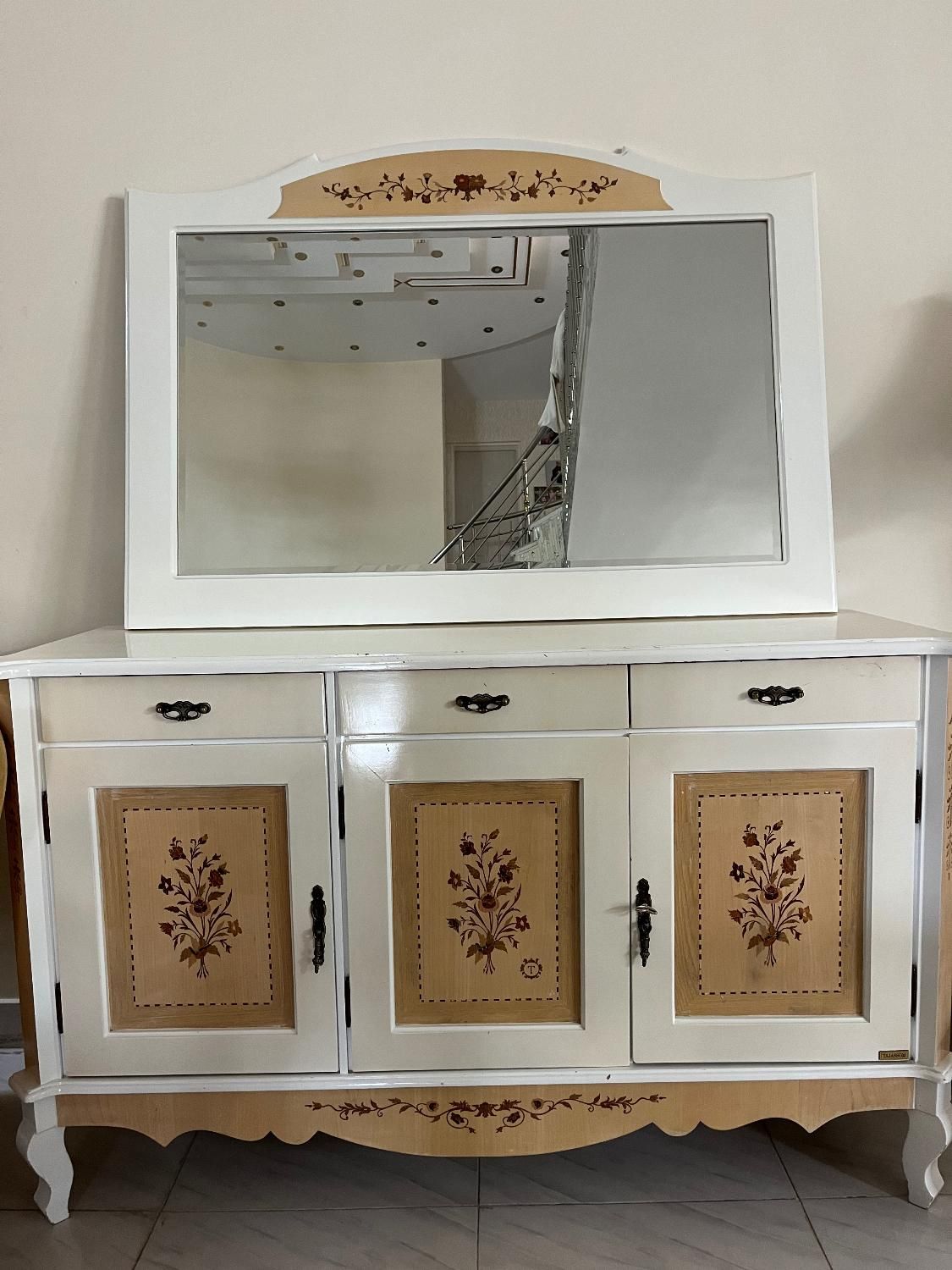 آینه و کنسول|بوفه، ویترین، کنسول|شازند, |دیوار