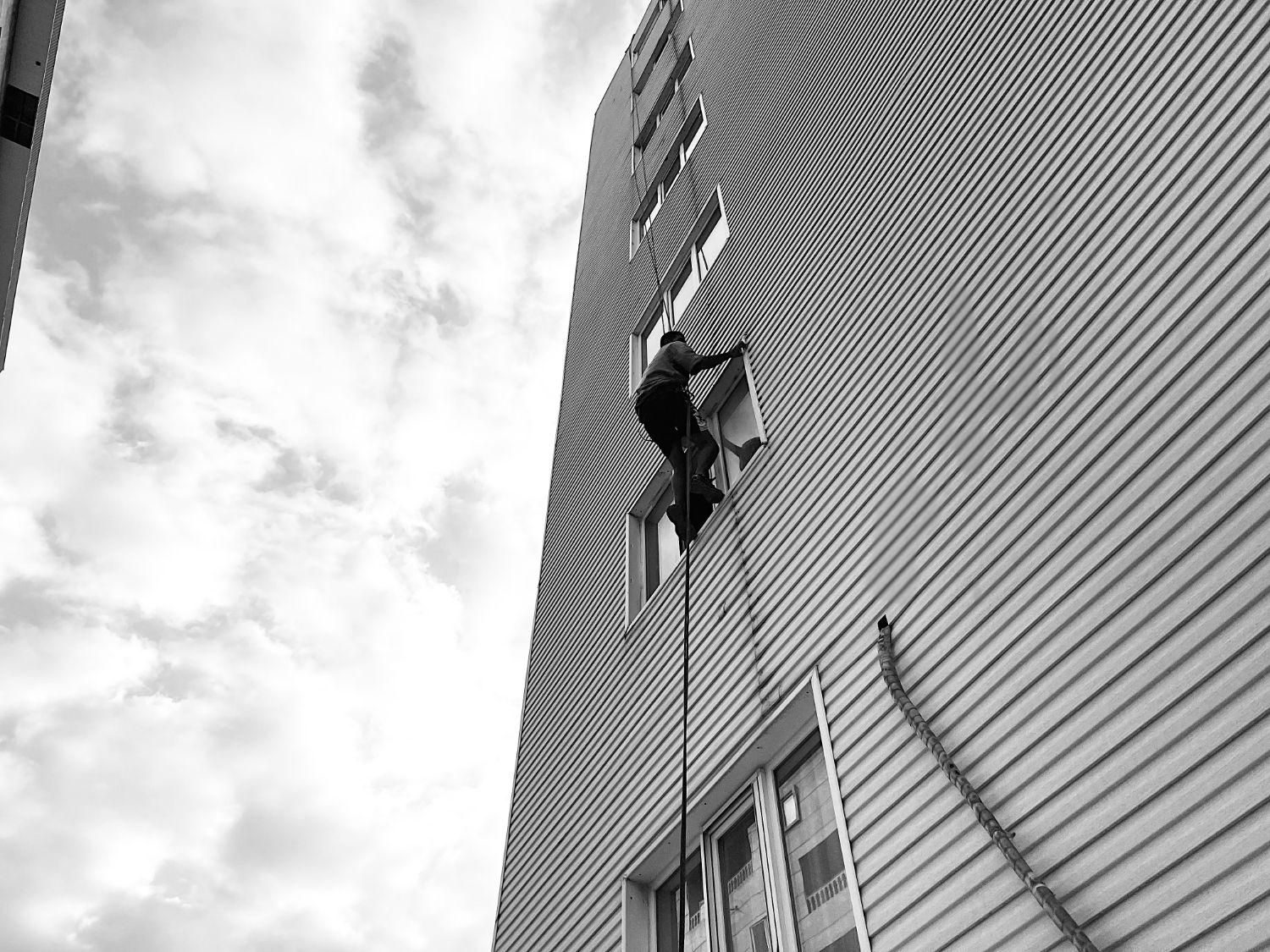 رفع ریزش سنگ و نم و رطوبت نما راپل عایق ابندی|خدمات پیشه و مهارت|هچیرود, |دیوار