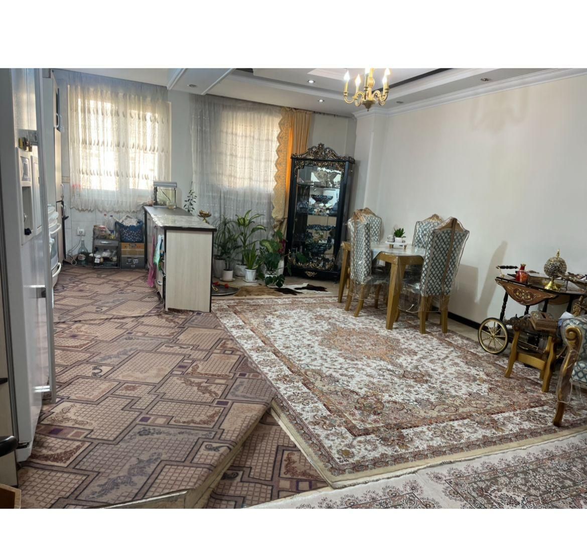 آپارتمان طبقه دوم در تهرانسر شهرک استقلال|اجارهٔ آپارتمان|تهران, شهرک استقلال|دیوار